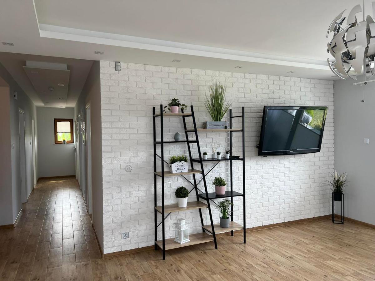 Beztroski Zakatek Nowe Guty Luaran gambar